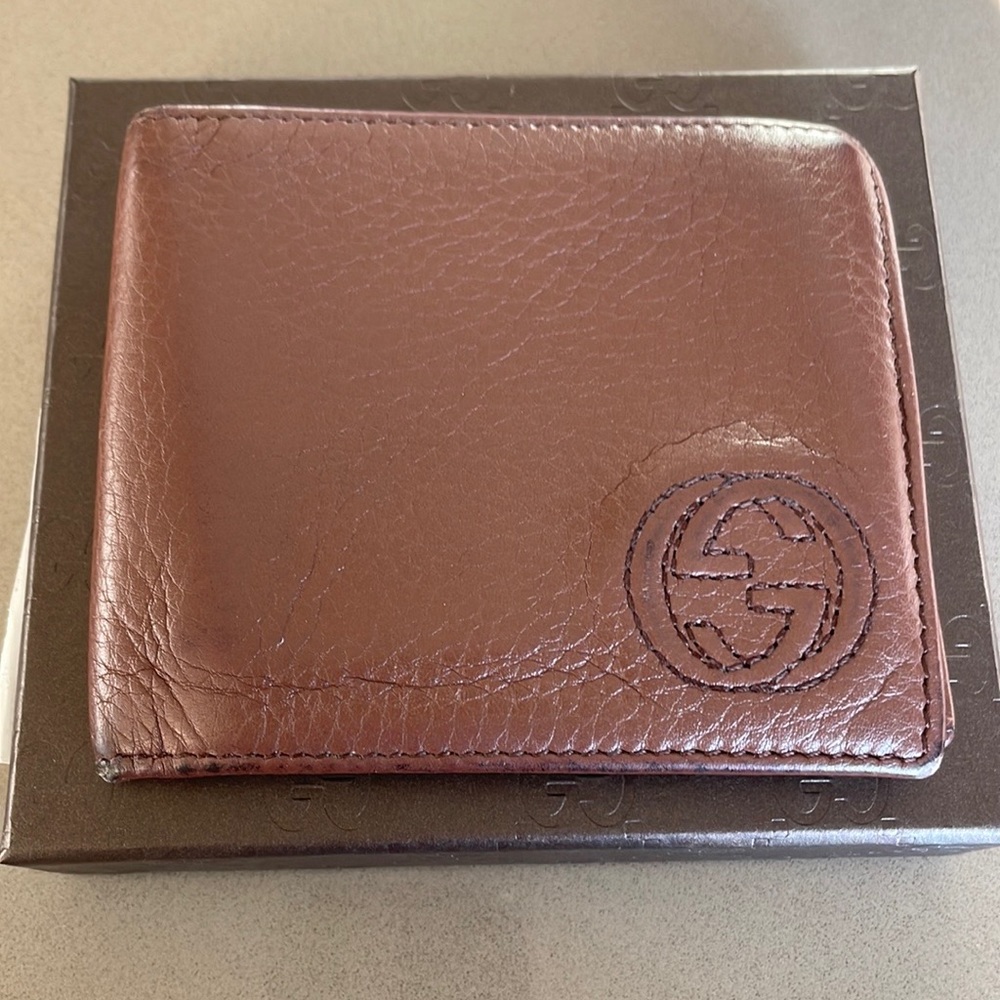 Gucci wallet